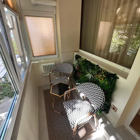 Apartament Vlh *